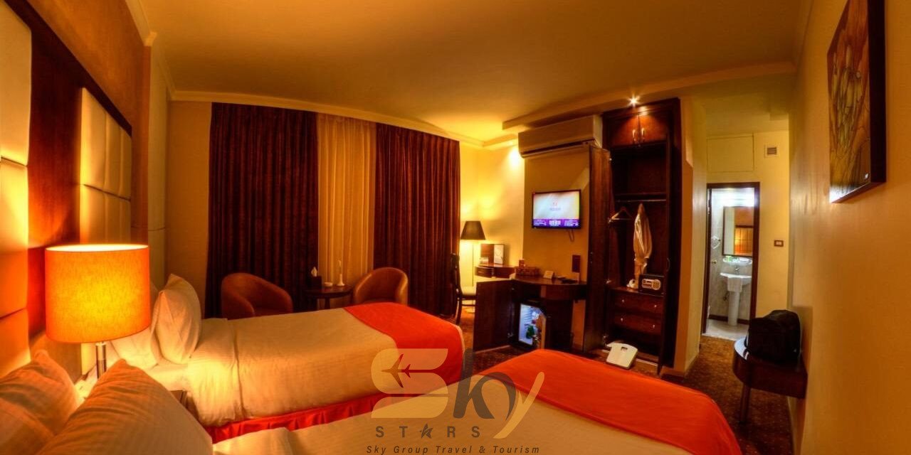 فندق مونور MENEUR HOTEL