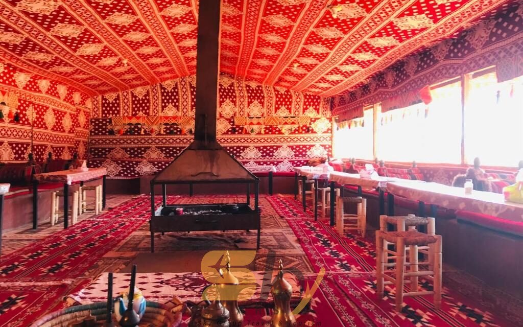 مخيم الجبل الأحمر RED MOUNTAIN CAMP