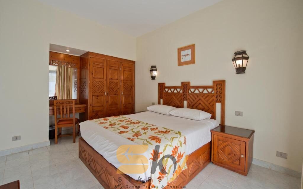 فندق امفوراس  Amphoras Beach Hotel