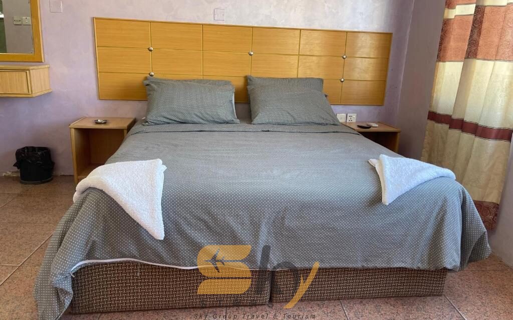 فندق قمر الشاطئ MOON BEACH HOTEL